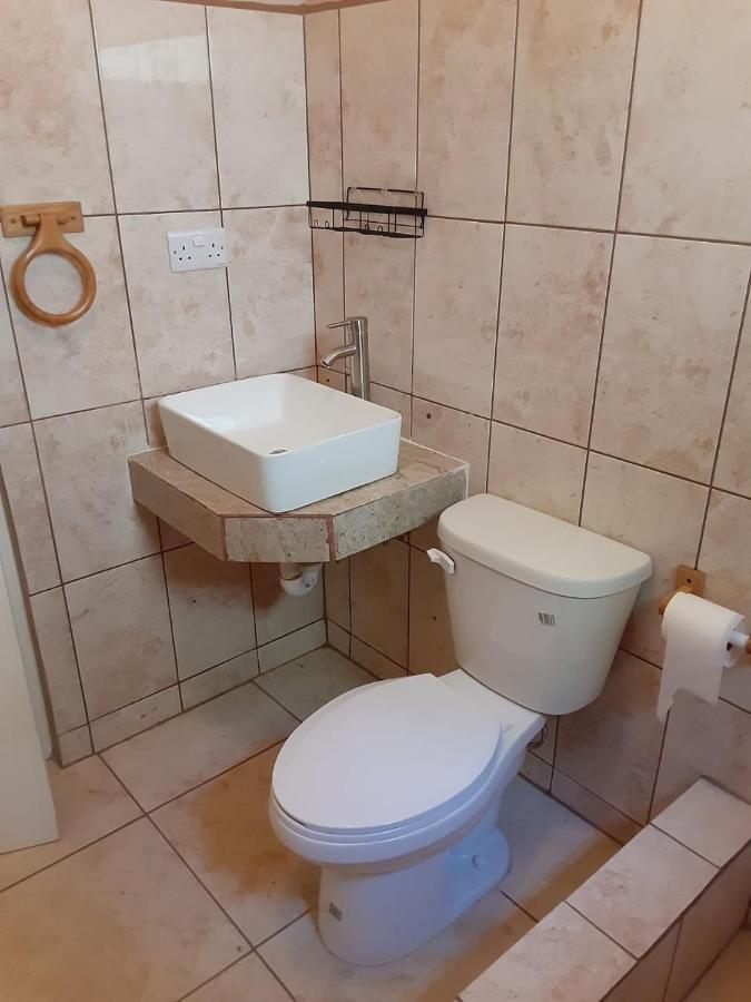 Golden Palms Apartment Kingstown Extérieur photo
