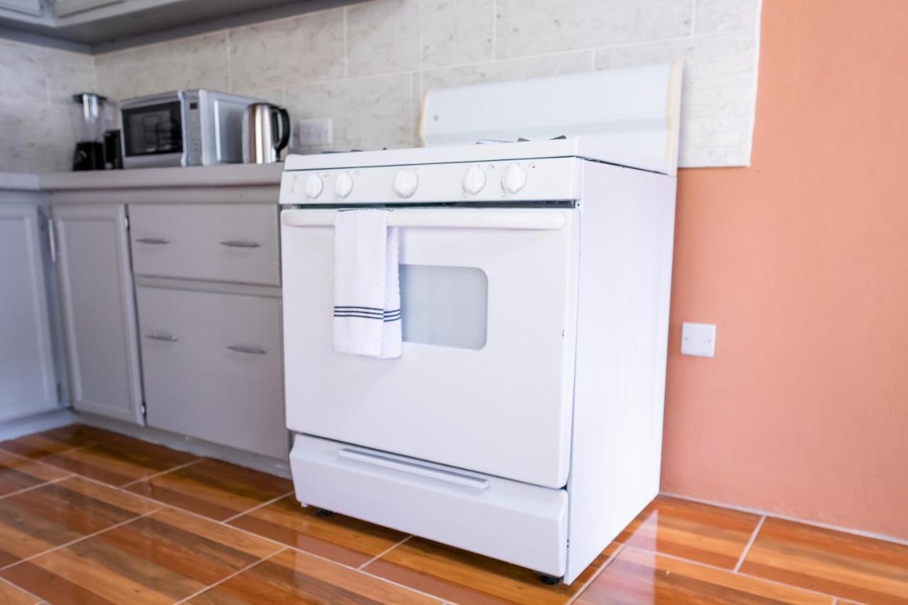 Golden Palms Apartment Kingstown Extérieur photo