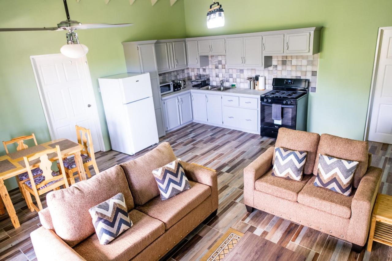 Golden Palms Apartment Kingstown Extérieur photo